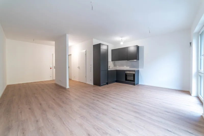 Bright Manhattan-Style Studio Apartment in Gürtelstraße Apt 126 — photo 1